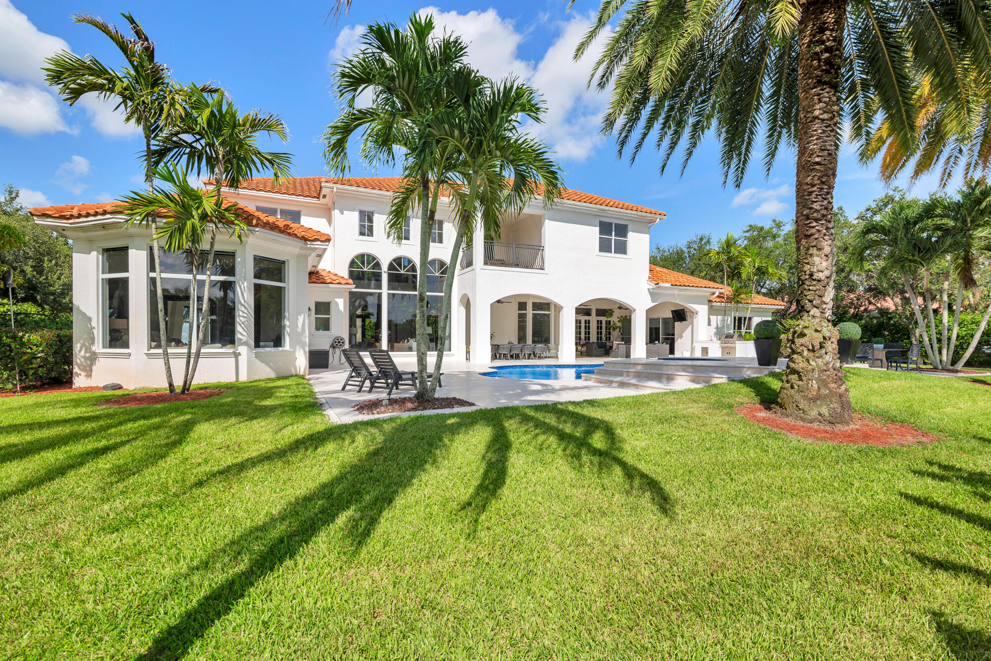 2685 Greenbriar Boulevard