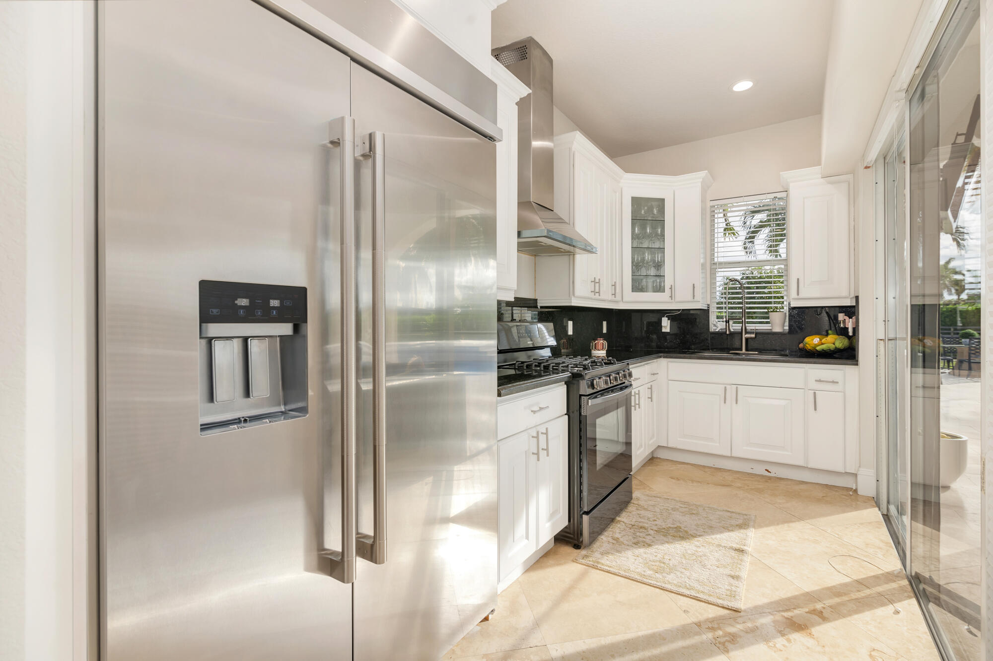 2685 Greenbriar Boulevard