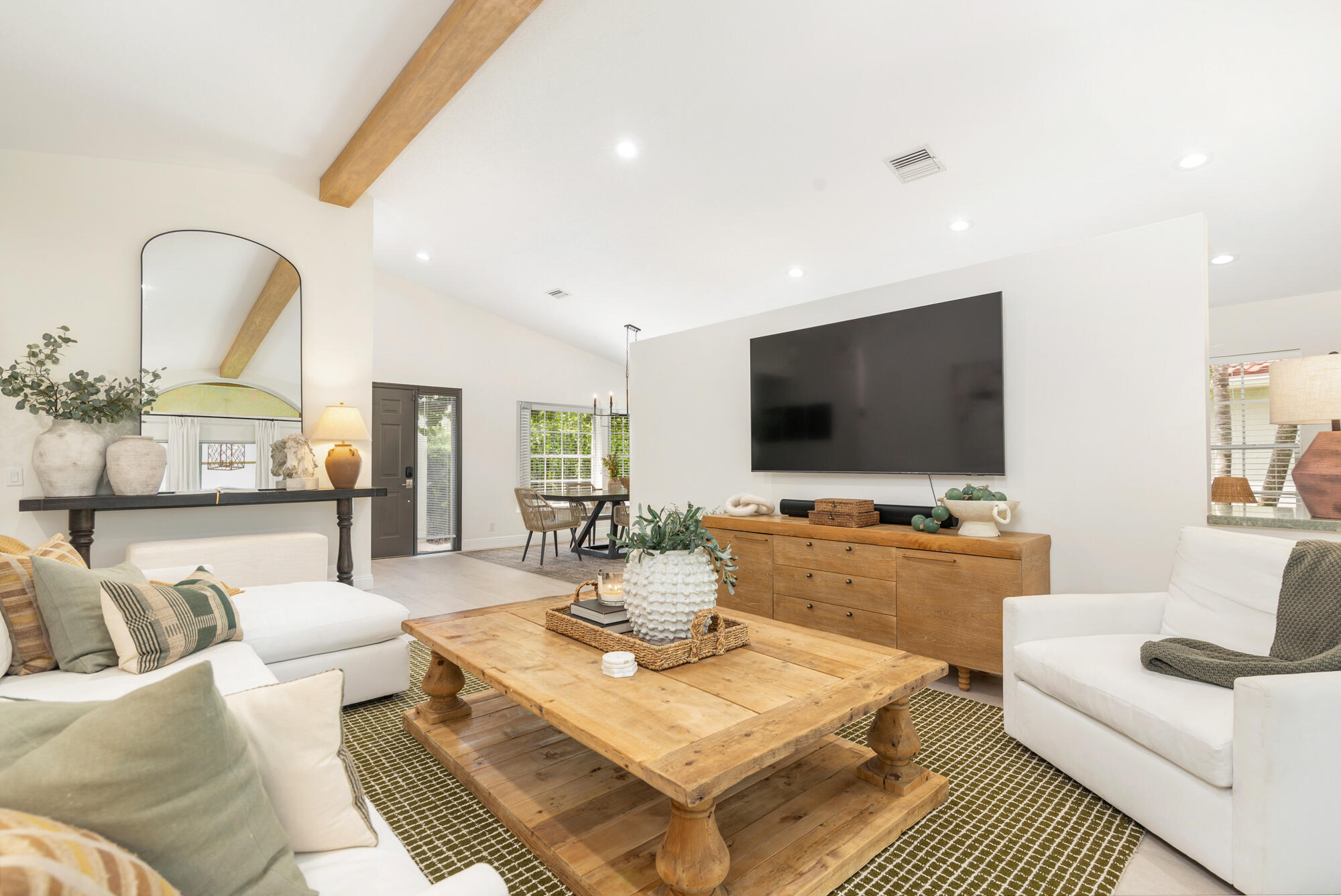 1839 S Club Drive