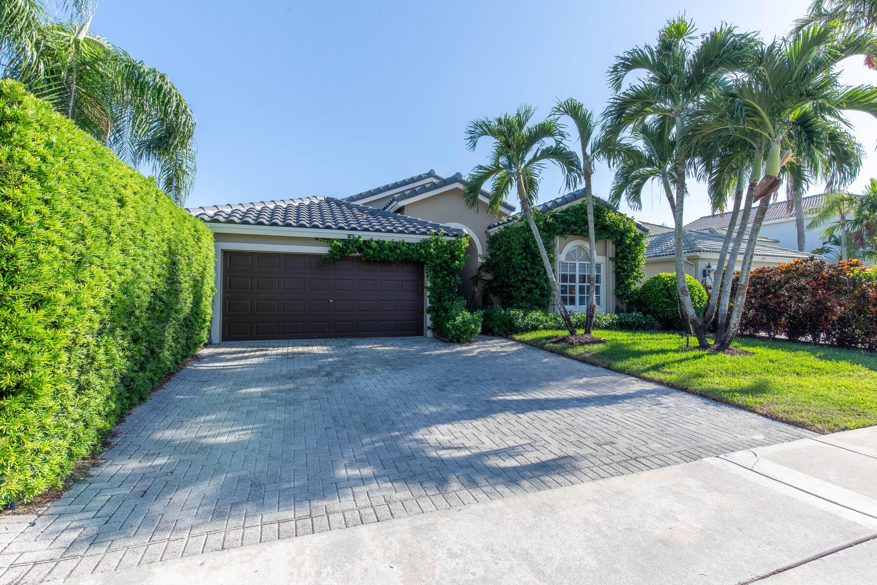 3629 Old Lighthouse Circle