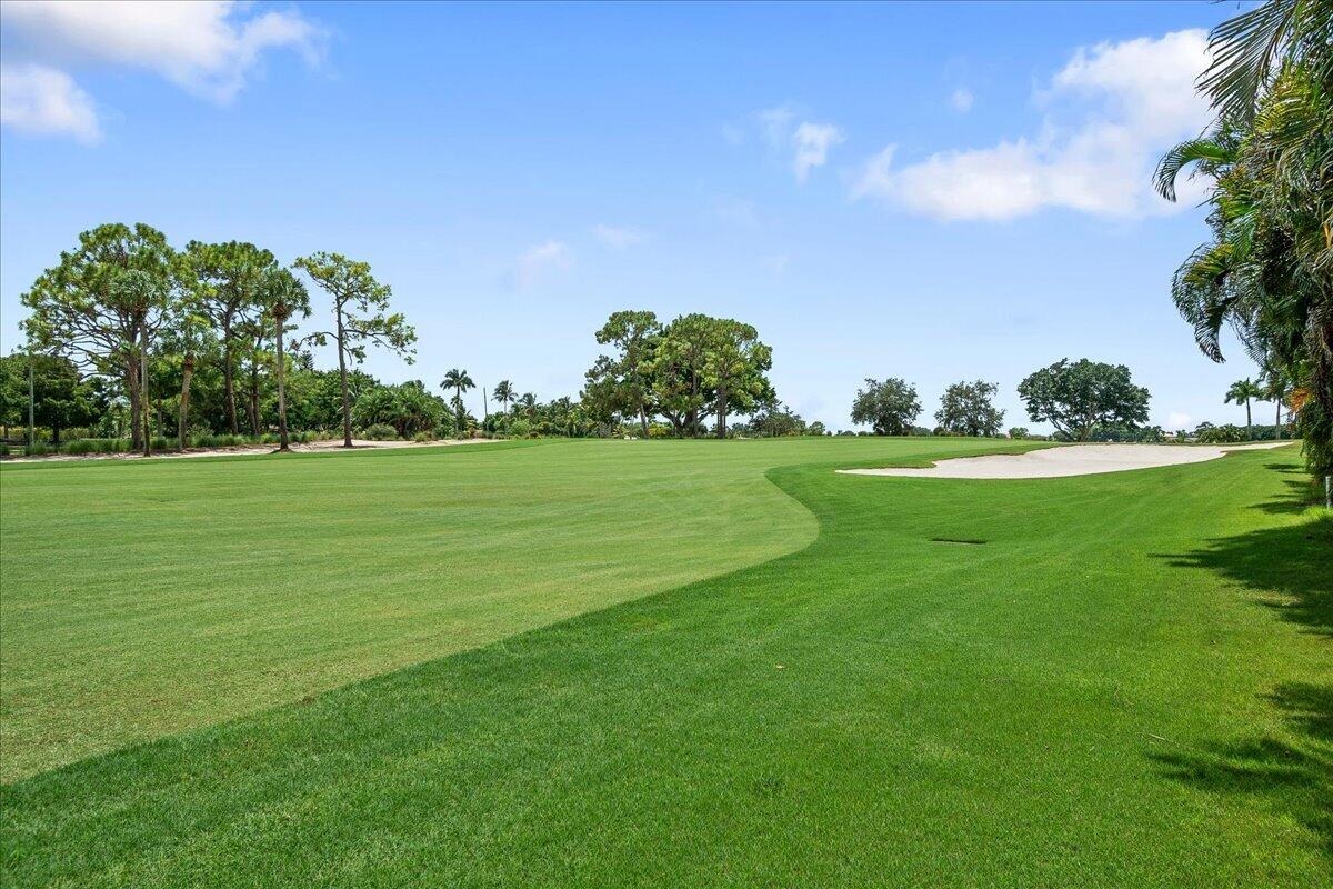 1820 S Club Drive