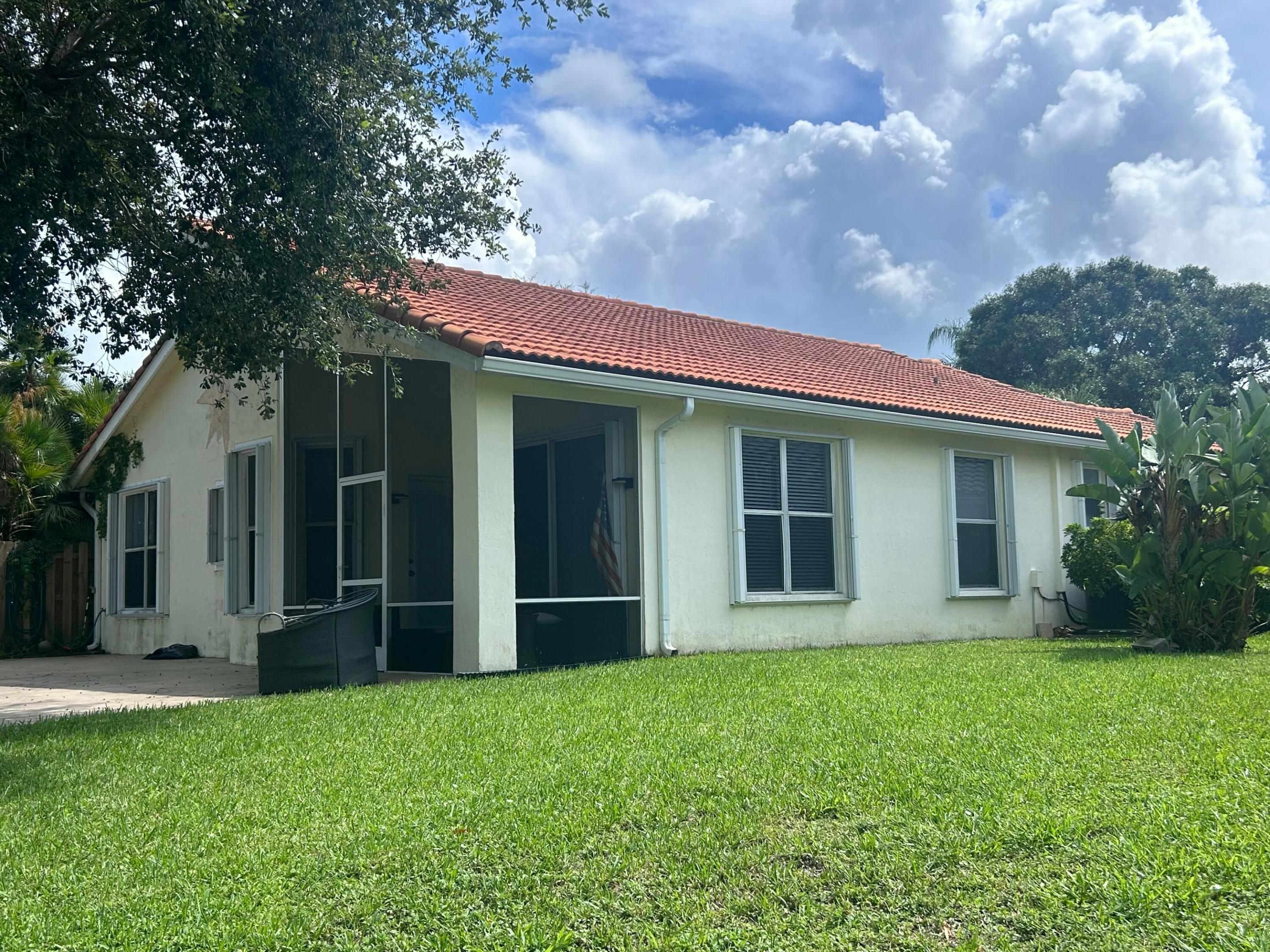 12155 Sunset Point Circle