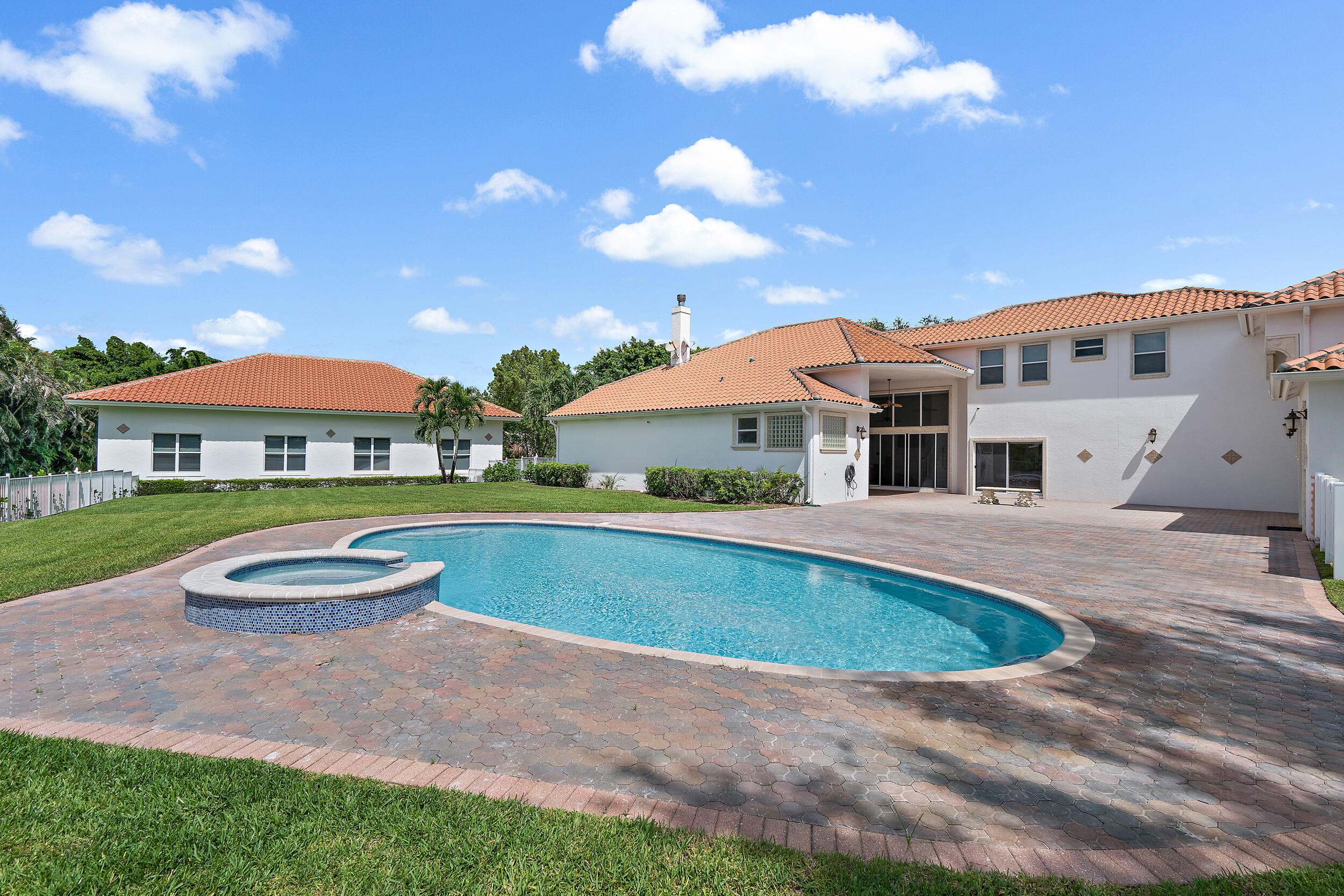 15465 Take Off Place