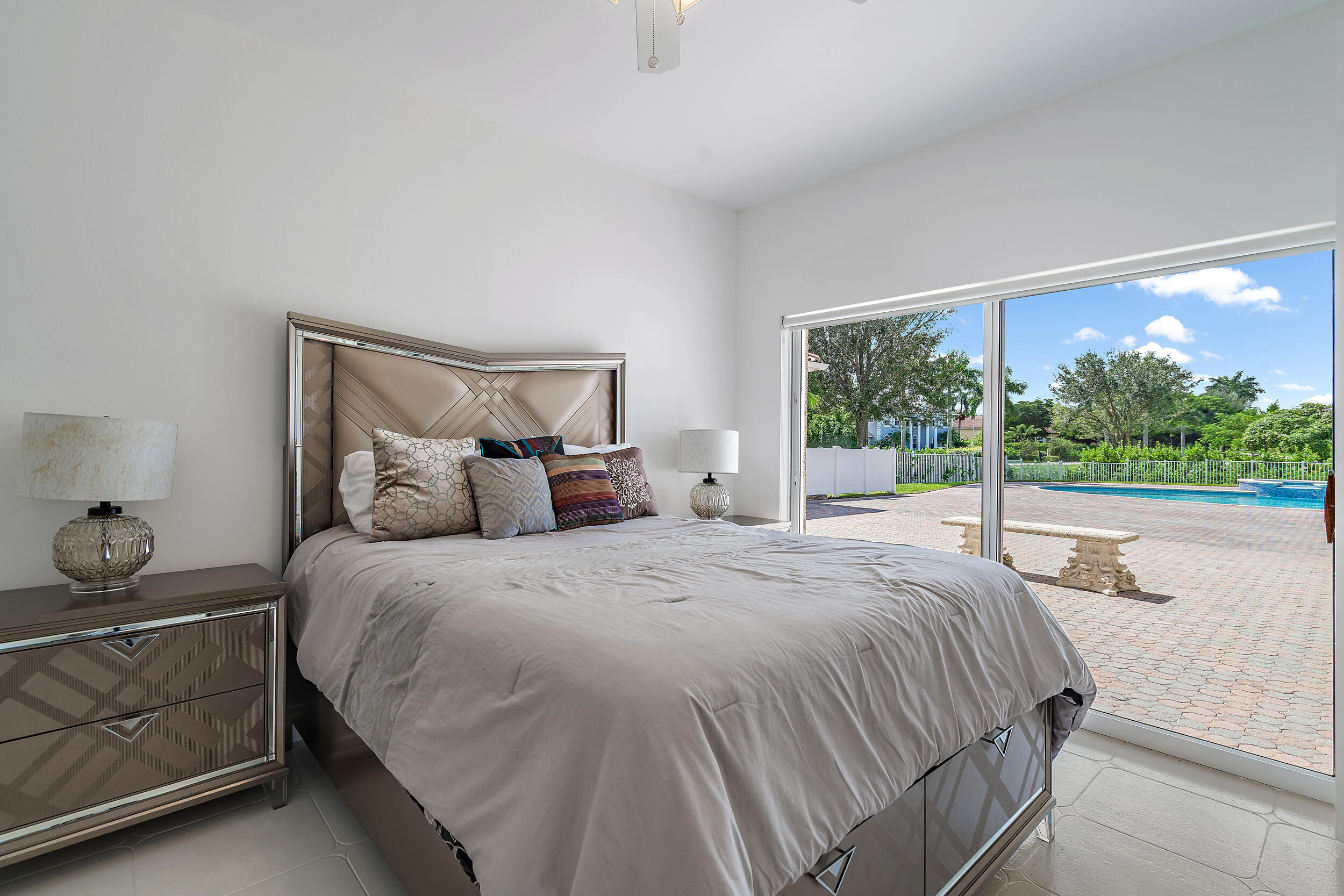 15465 Take Off Place