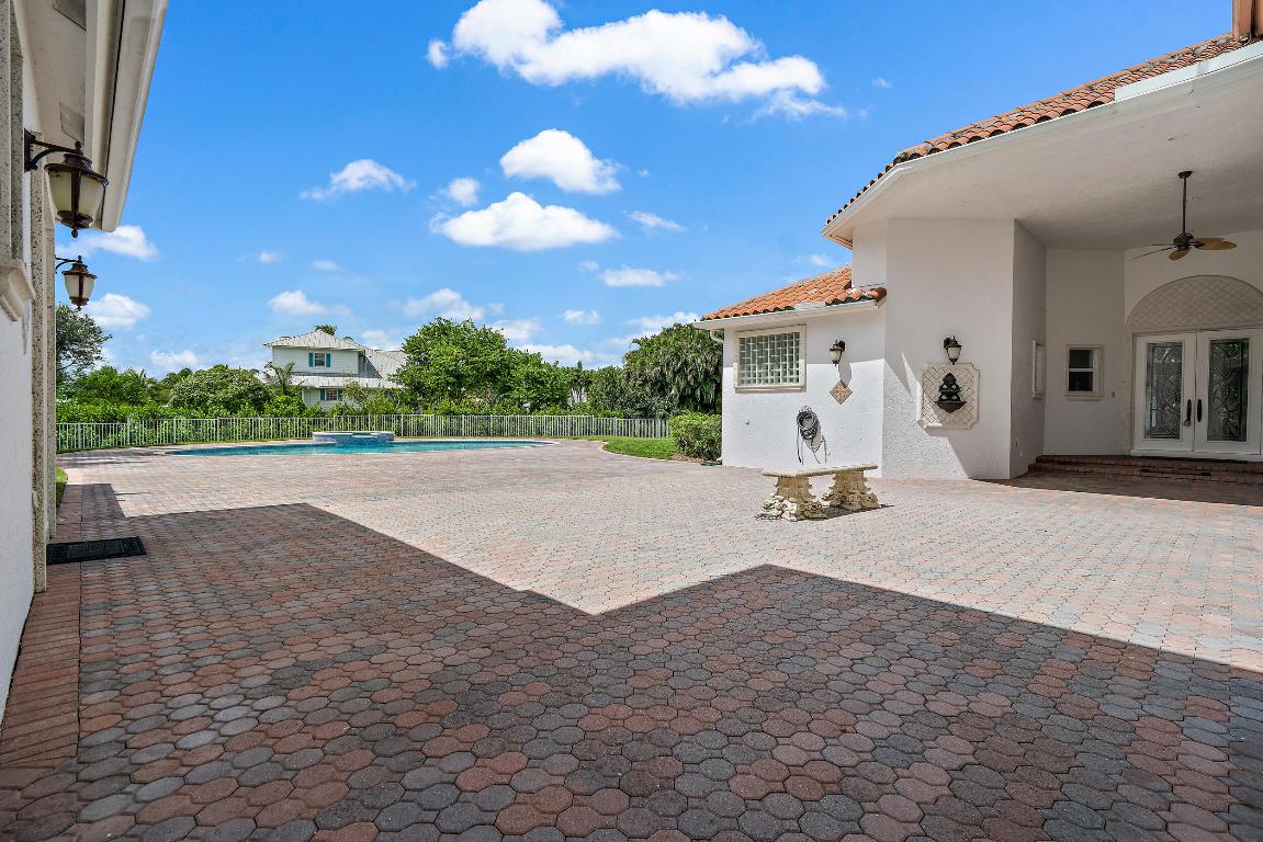 15465 Take Off Place