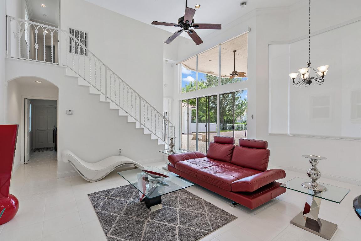 15465 Take Off Place