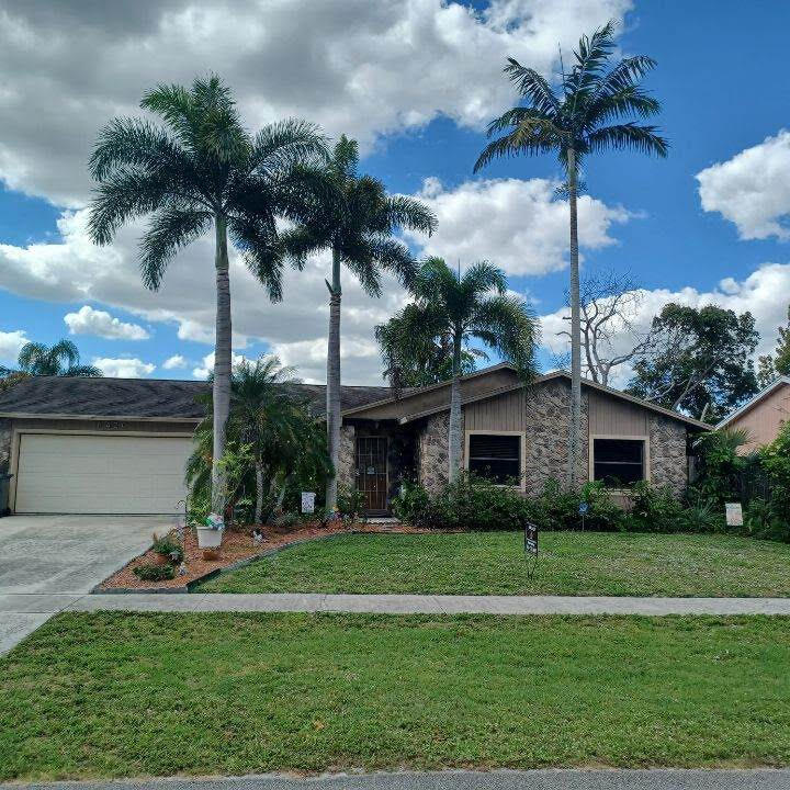 6420 Saxon Boulevard