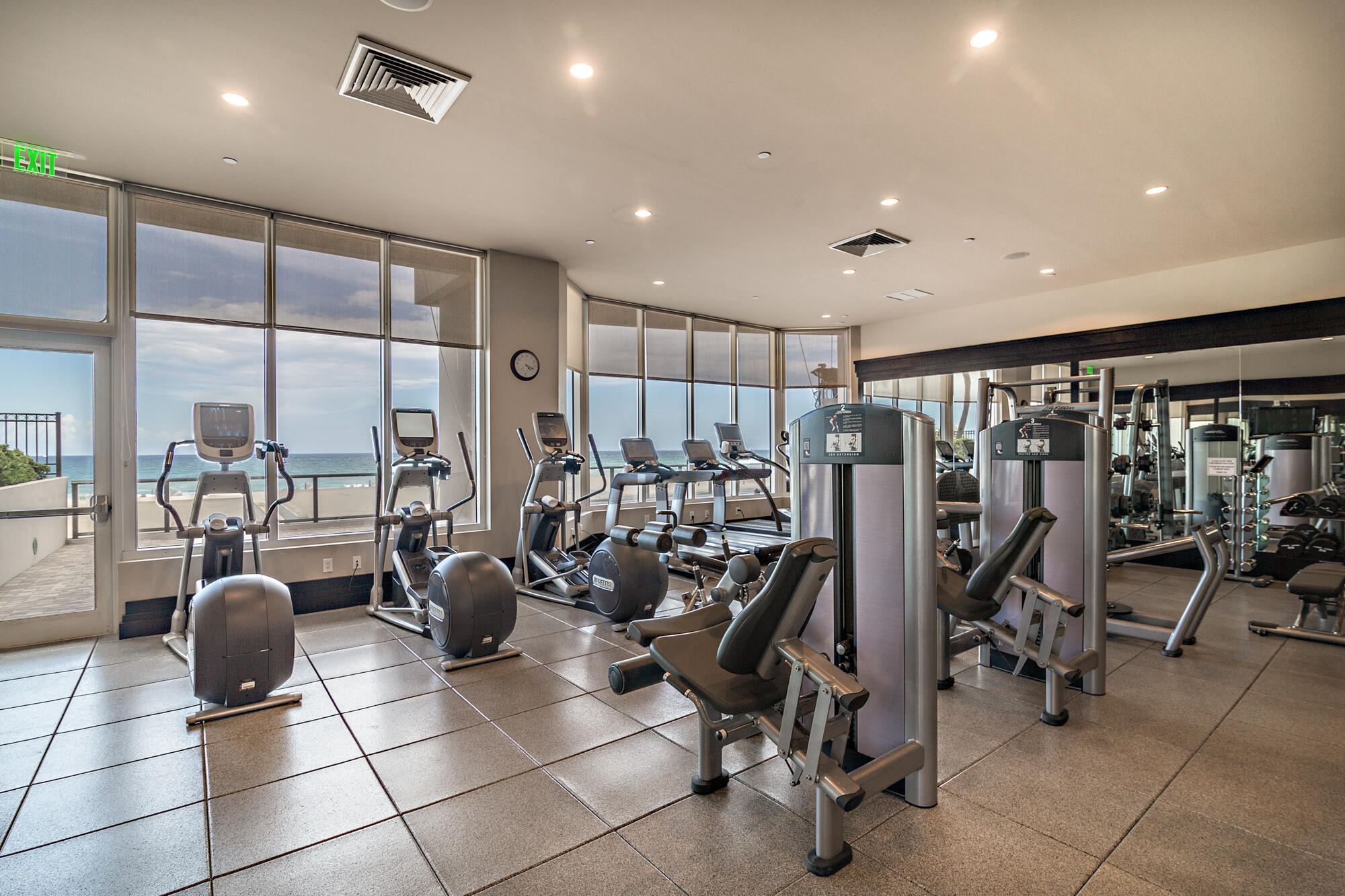 2700 N Ocean Drive 2303b