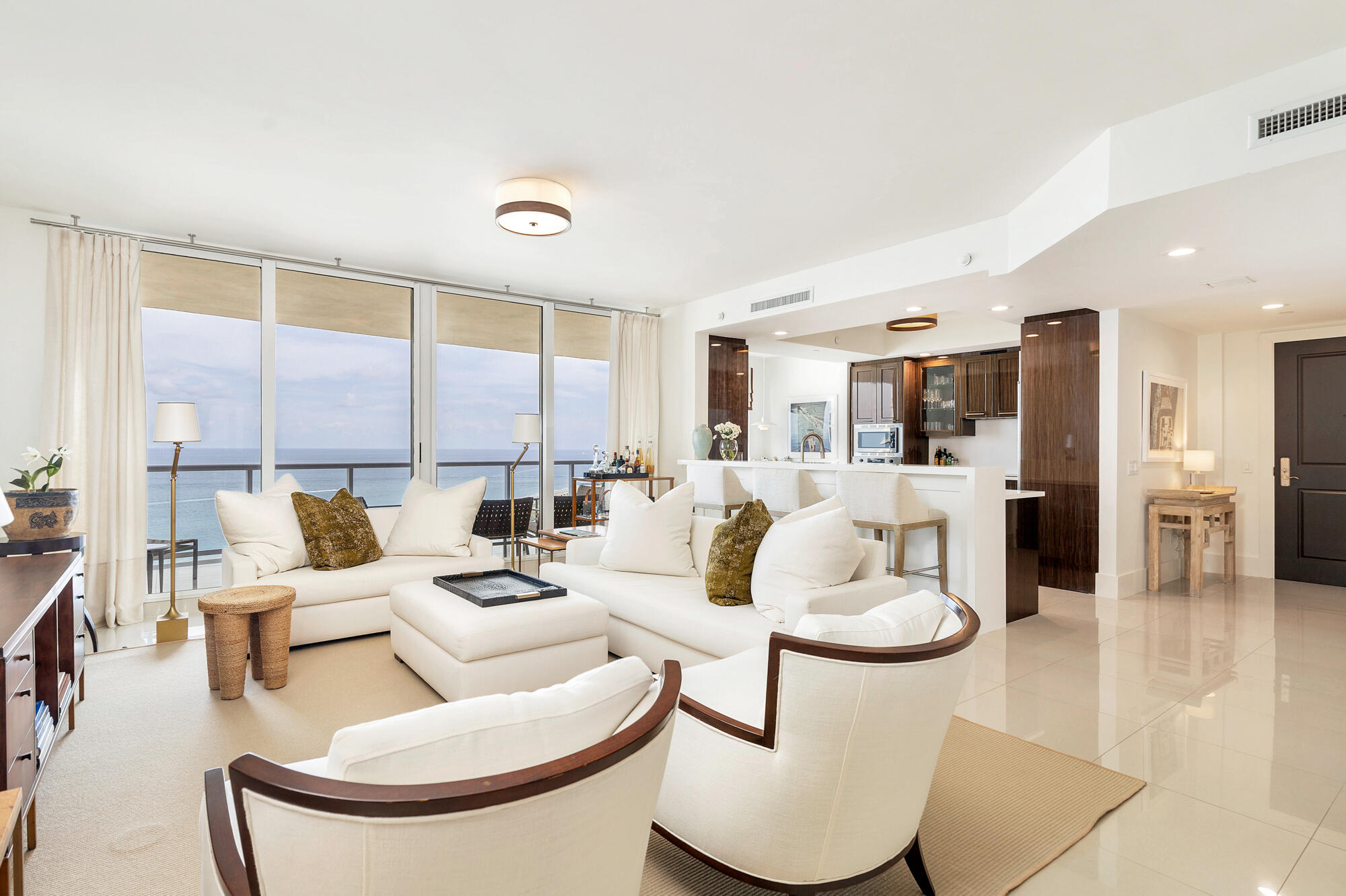 2700 N Ocean Drive 2303b