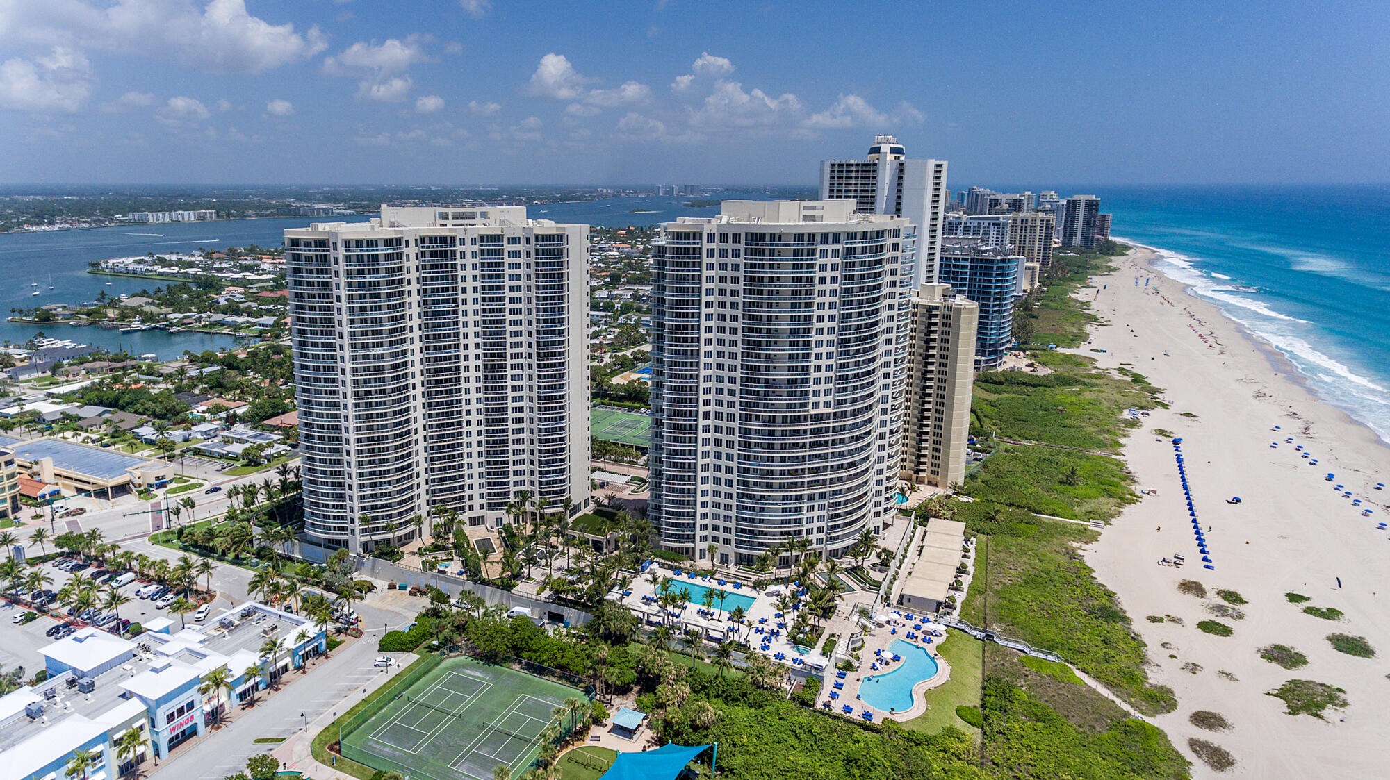 2700 N Ocean Drive 2303b