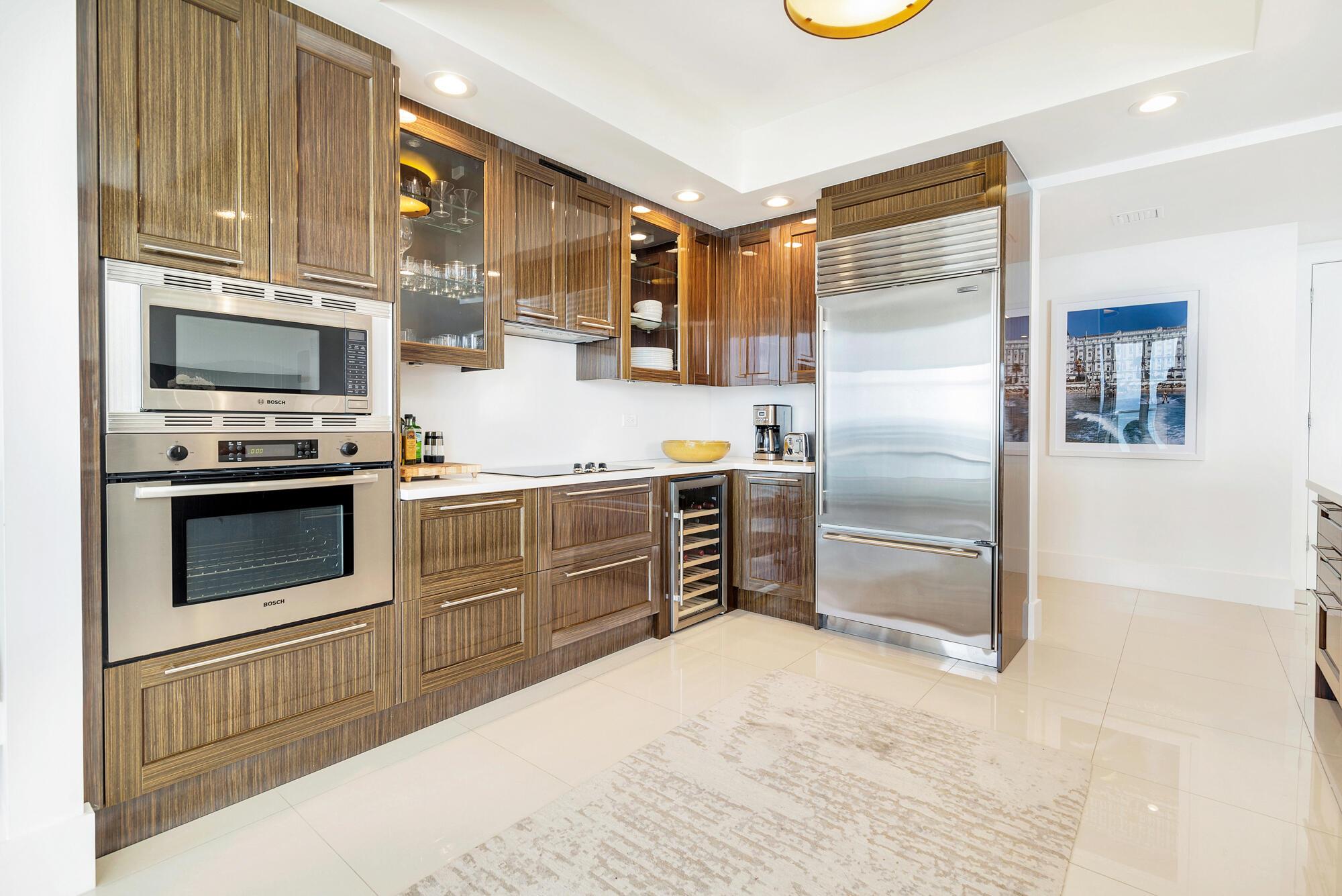 2700 N Ocean Drive 2303b