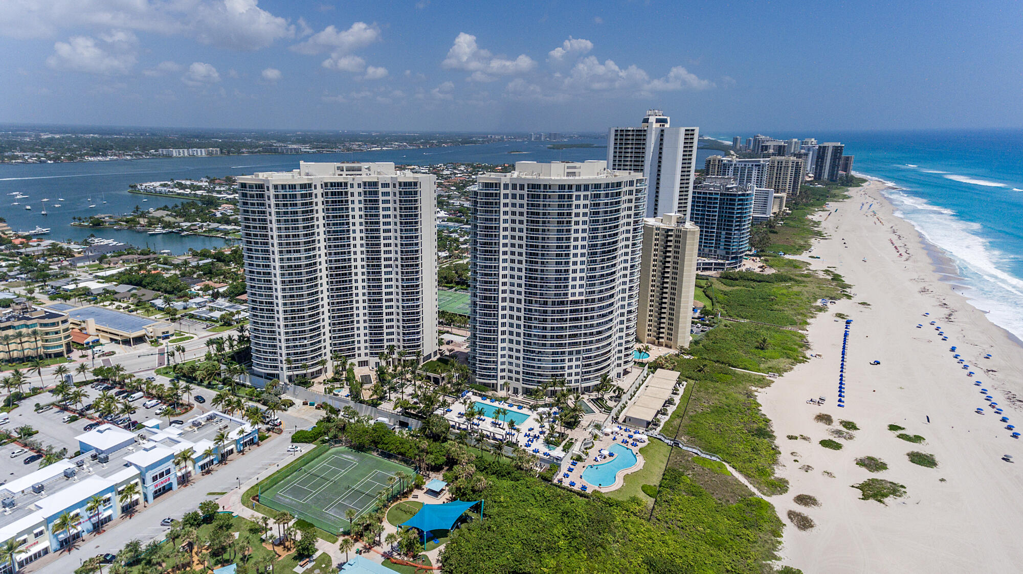 2700 N Ocean Drive 2303b