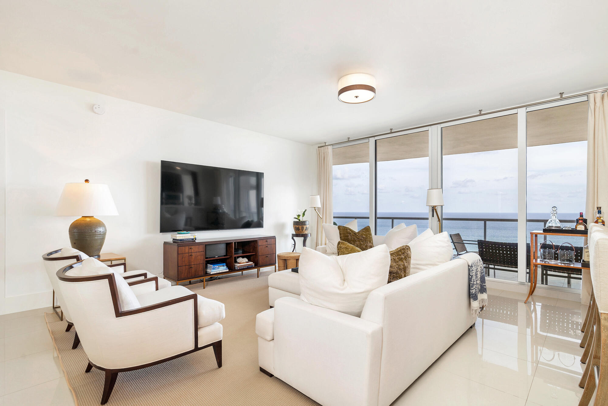 2700 N Ocean Drive 2303b