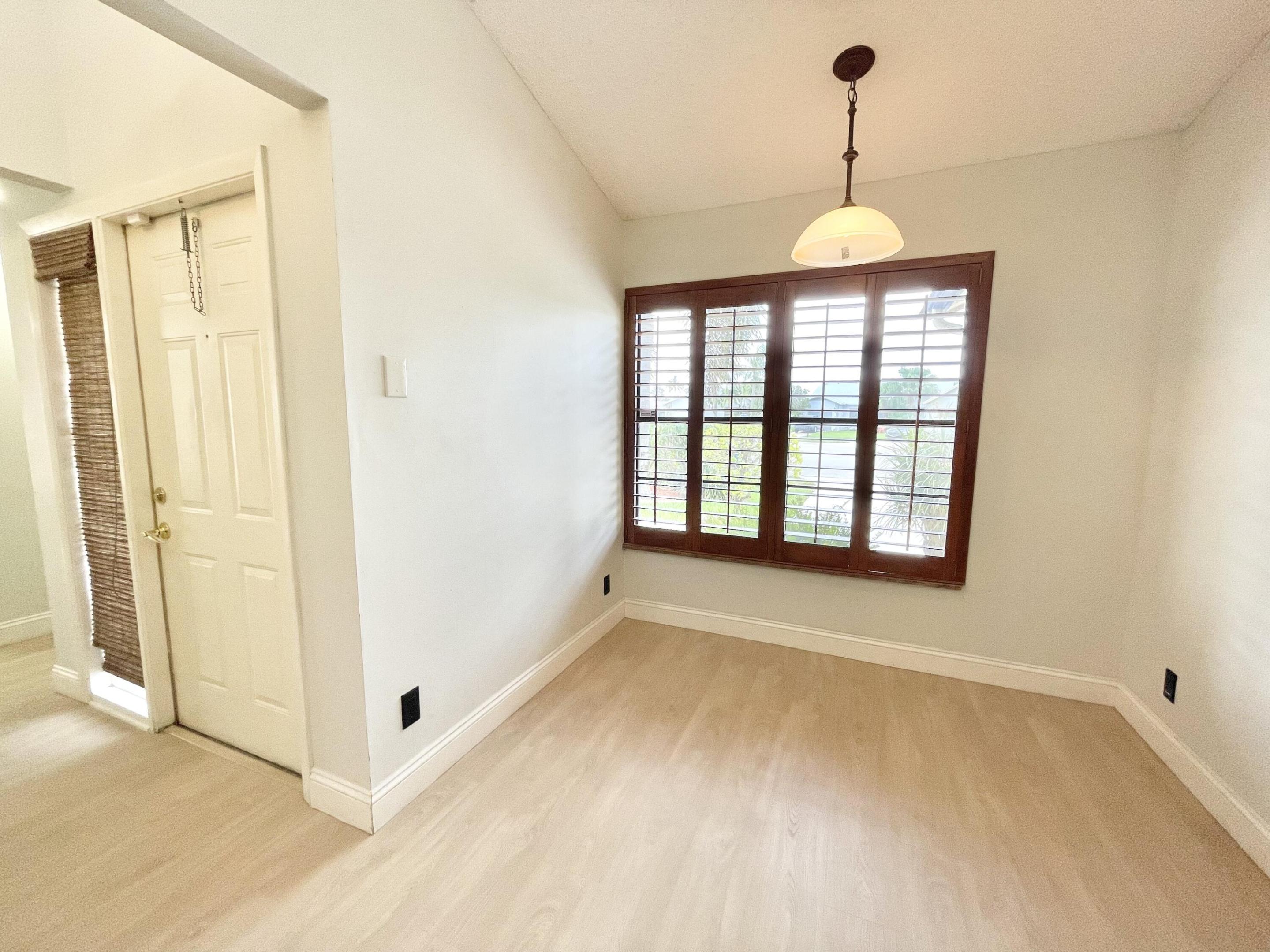 19865 Villa Medici Place