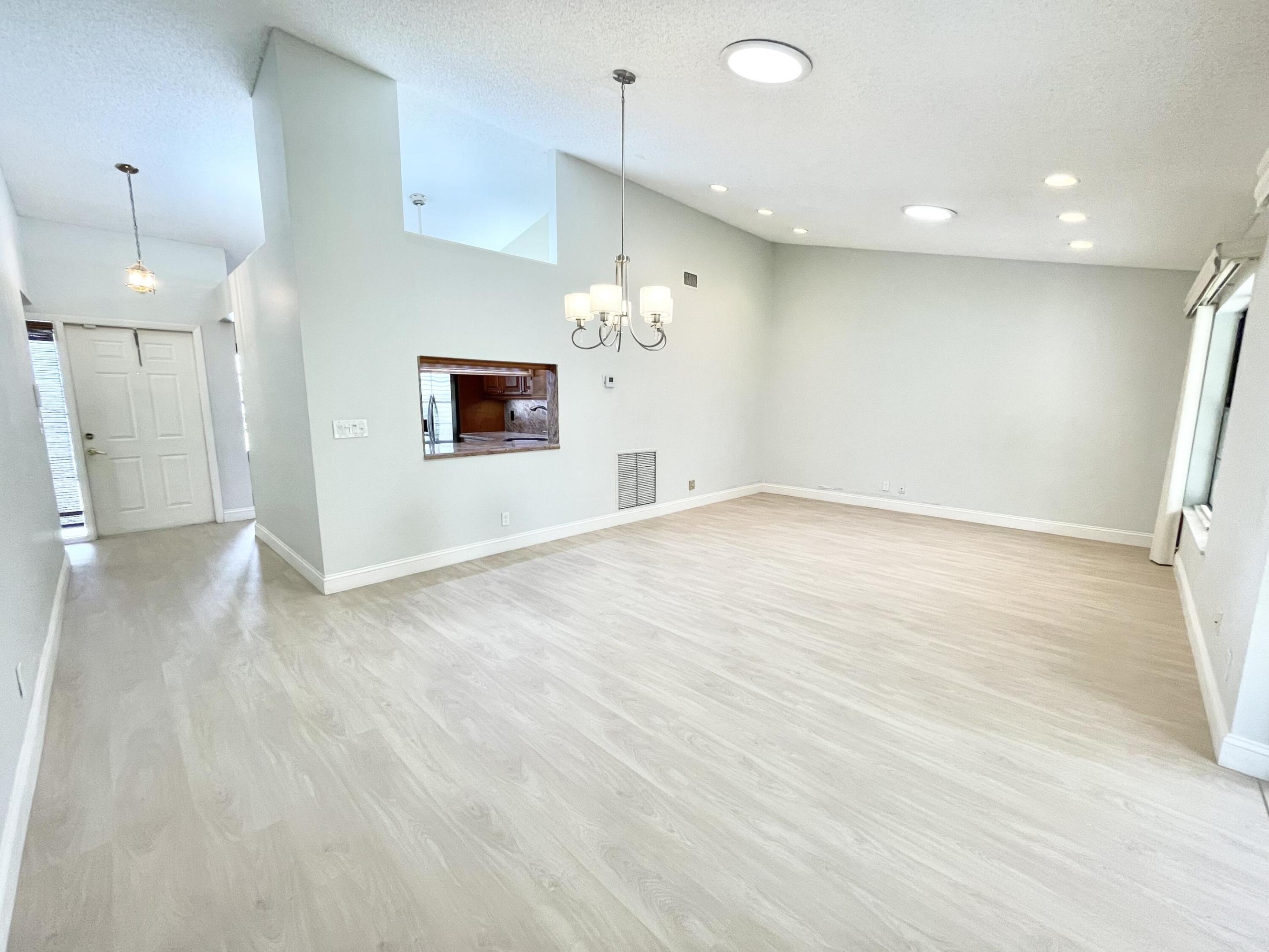 19865 Villa Medici Place