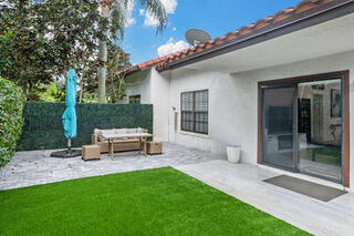 13483 Fountain View Boulevard