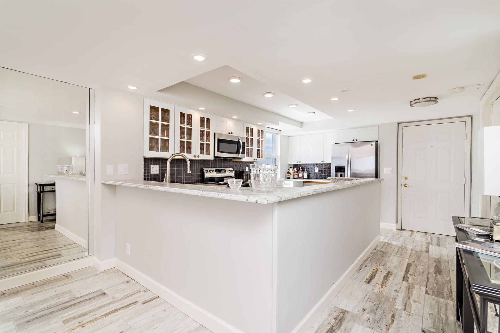 3901 S Flagler Drive 903