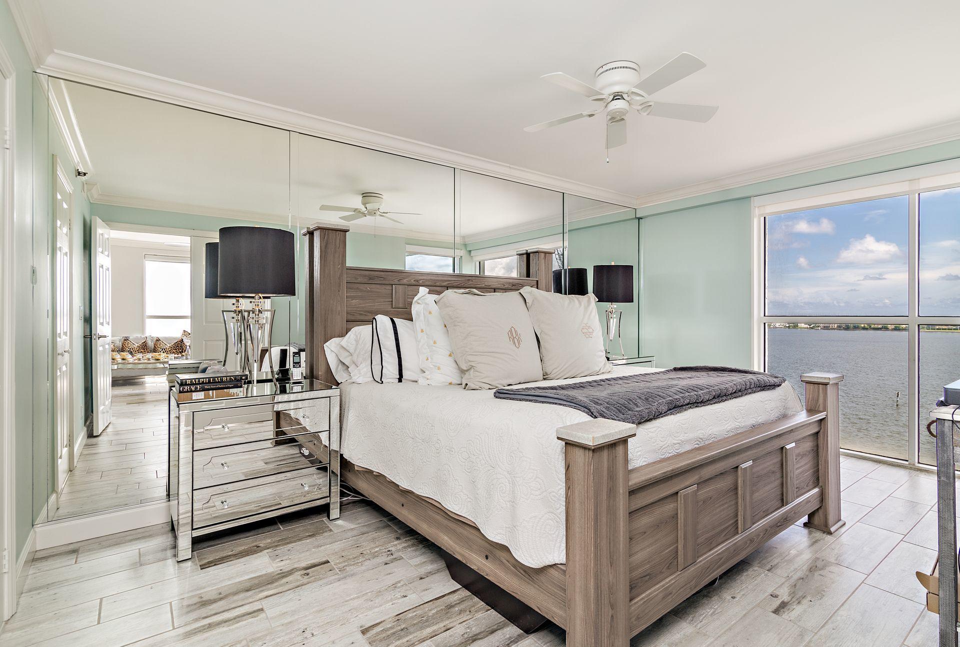 3901 S Flagler Drive 903