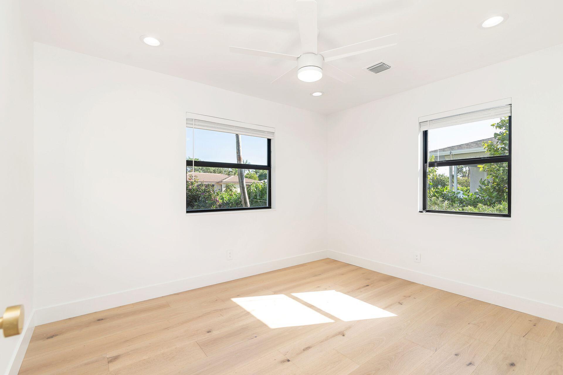 338 Alhambra Place