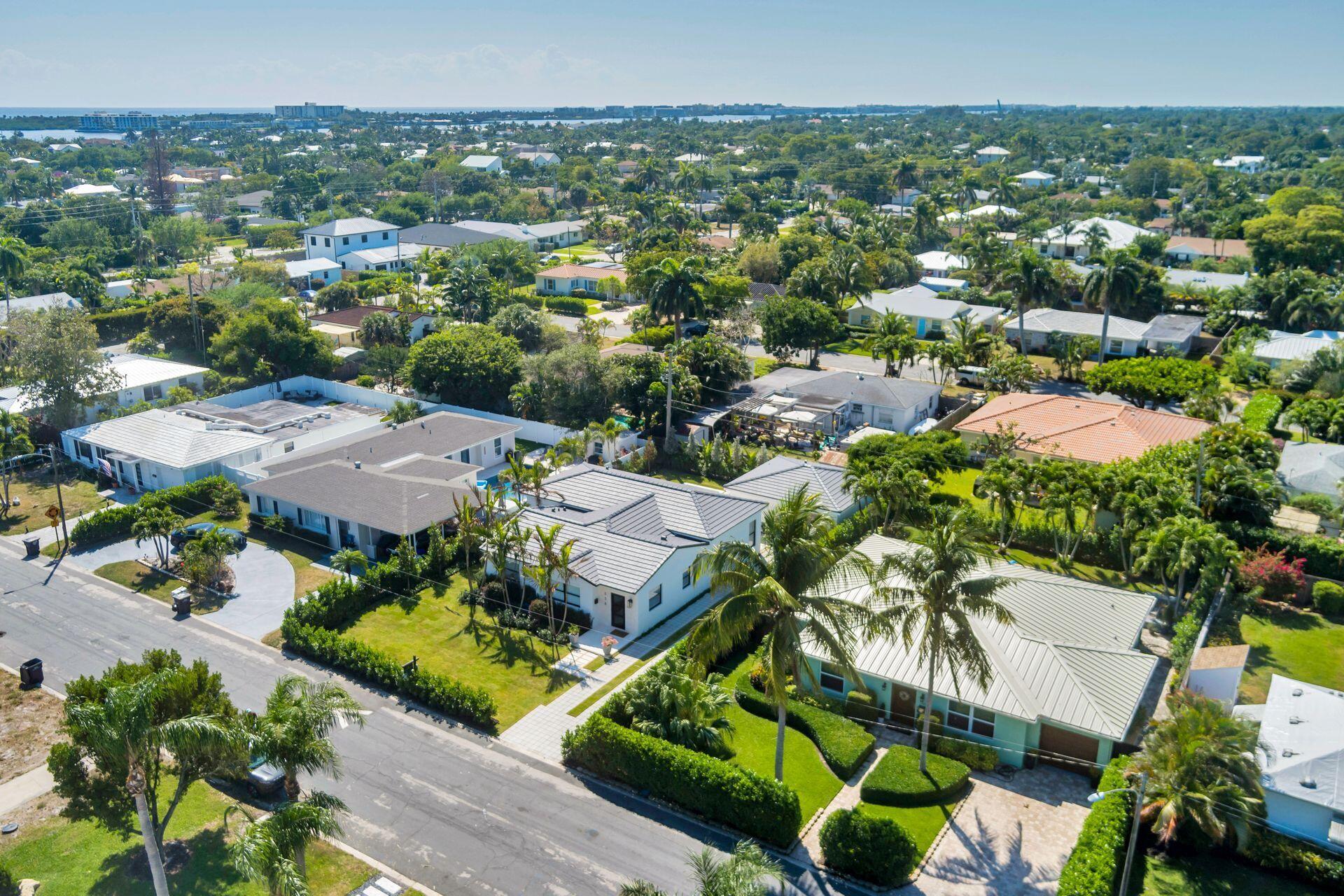 338 Alhambra Place