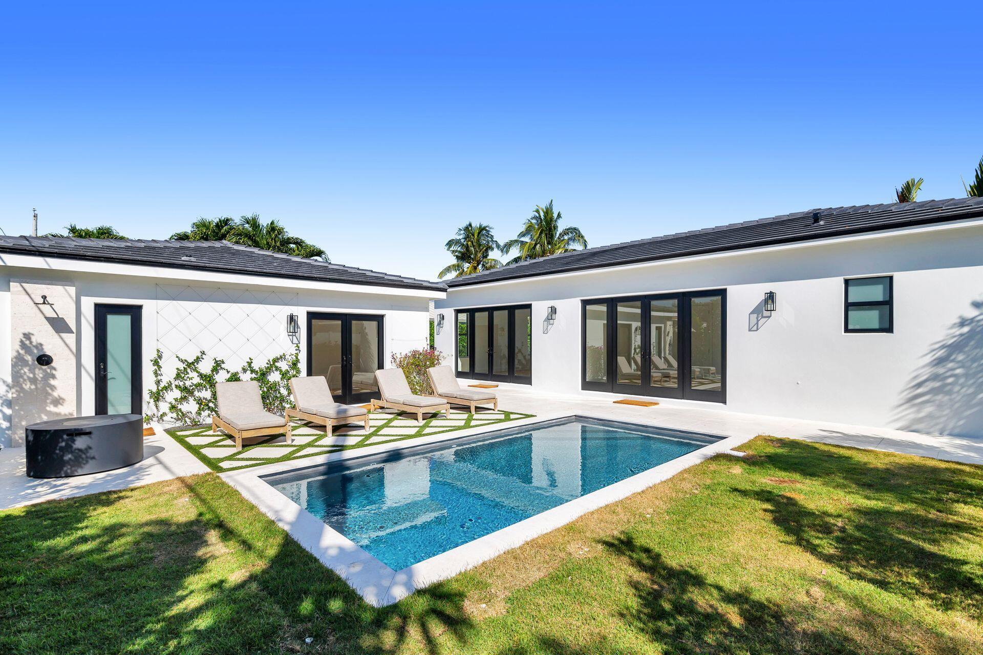 338 Alhambra Place