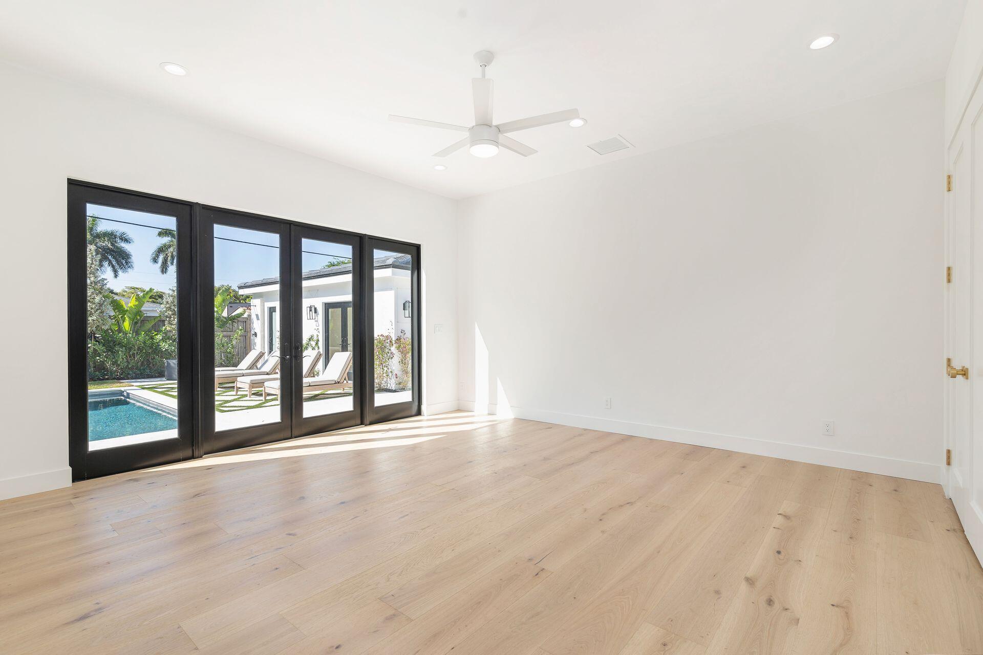338 Alhambra Place