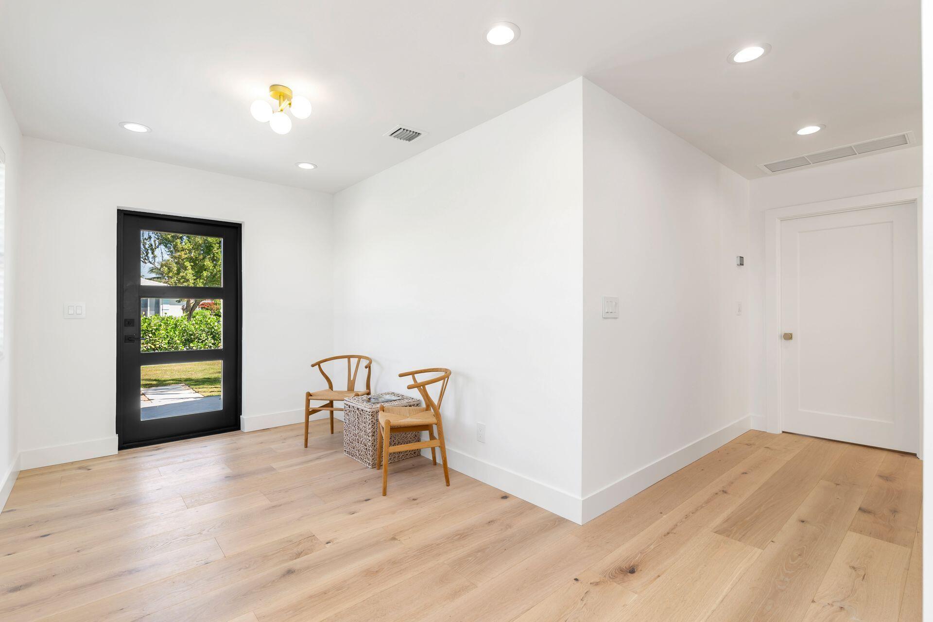338 Alhambra Place
