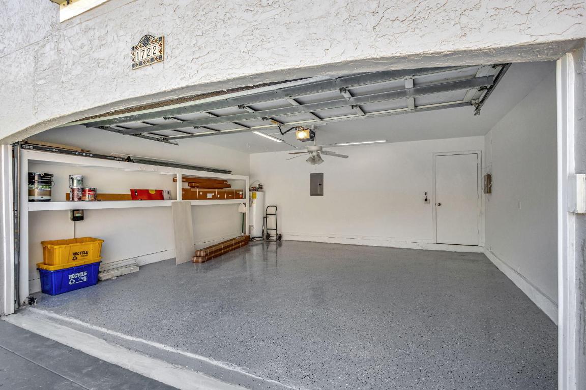 1722 Shoreside Circle