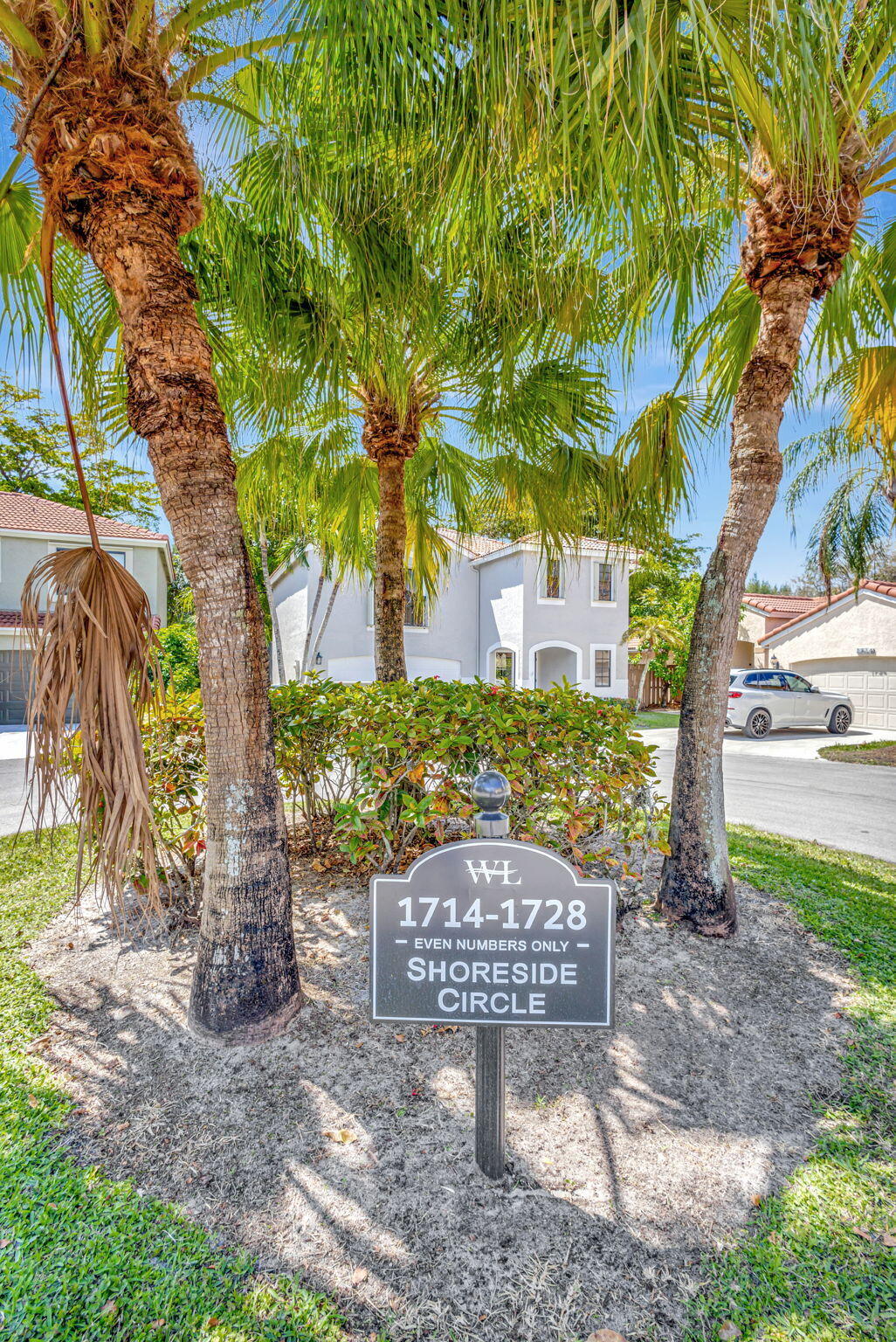 1722 Shoreside Circle