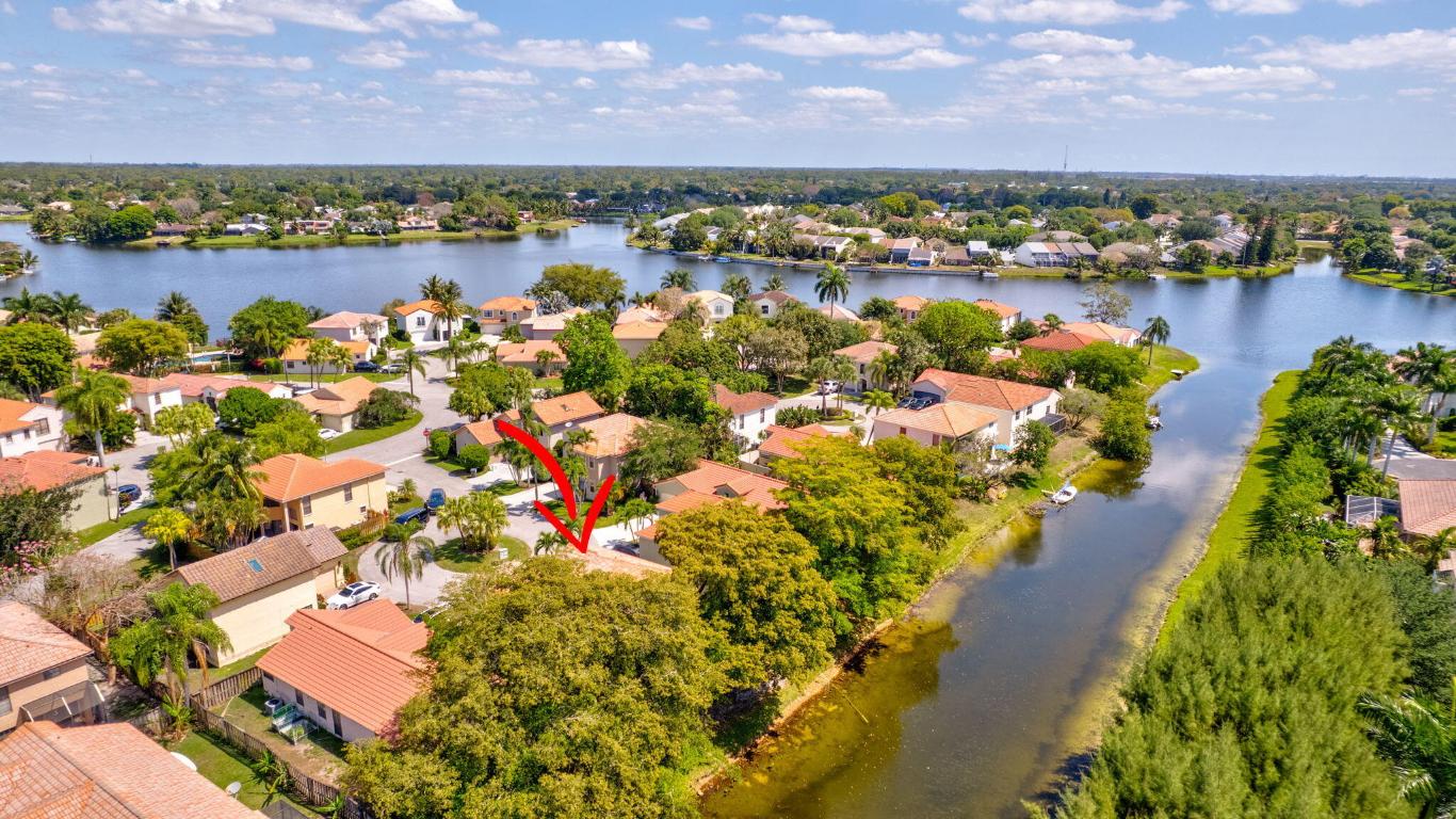 1722 Shoreside Circle