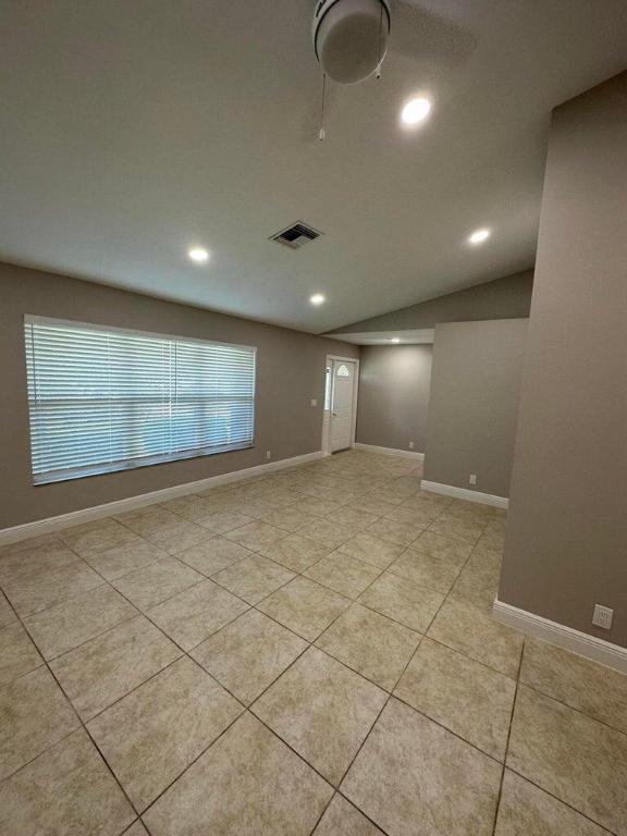 1925 Shower Tree Way