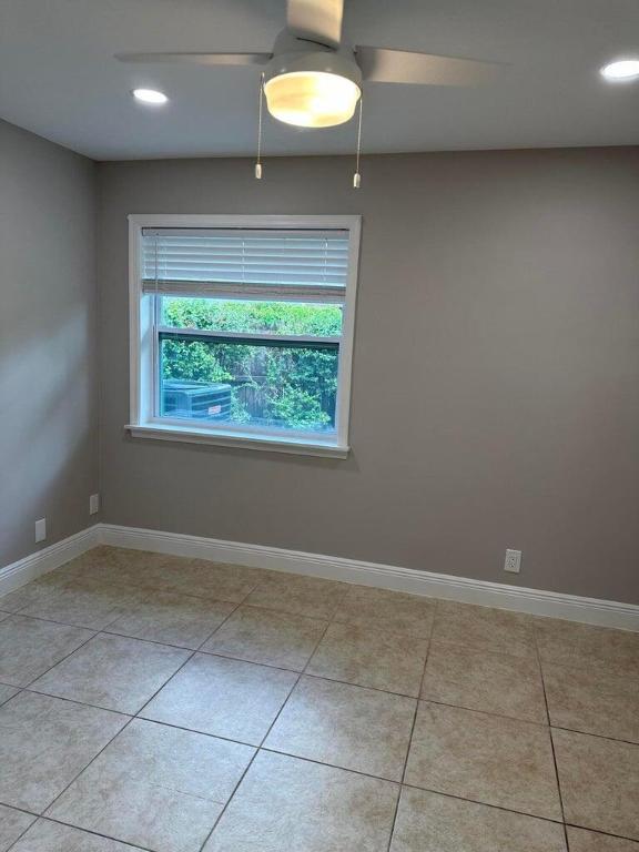 1925 Shower Tree Way