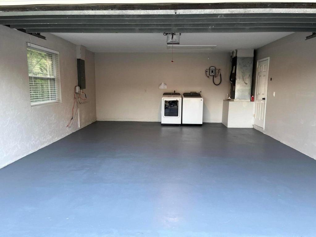 1925 Shower Tree Way