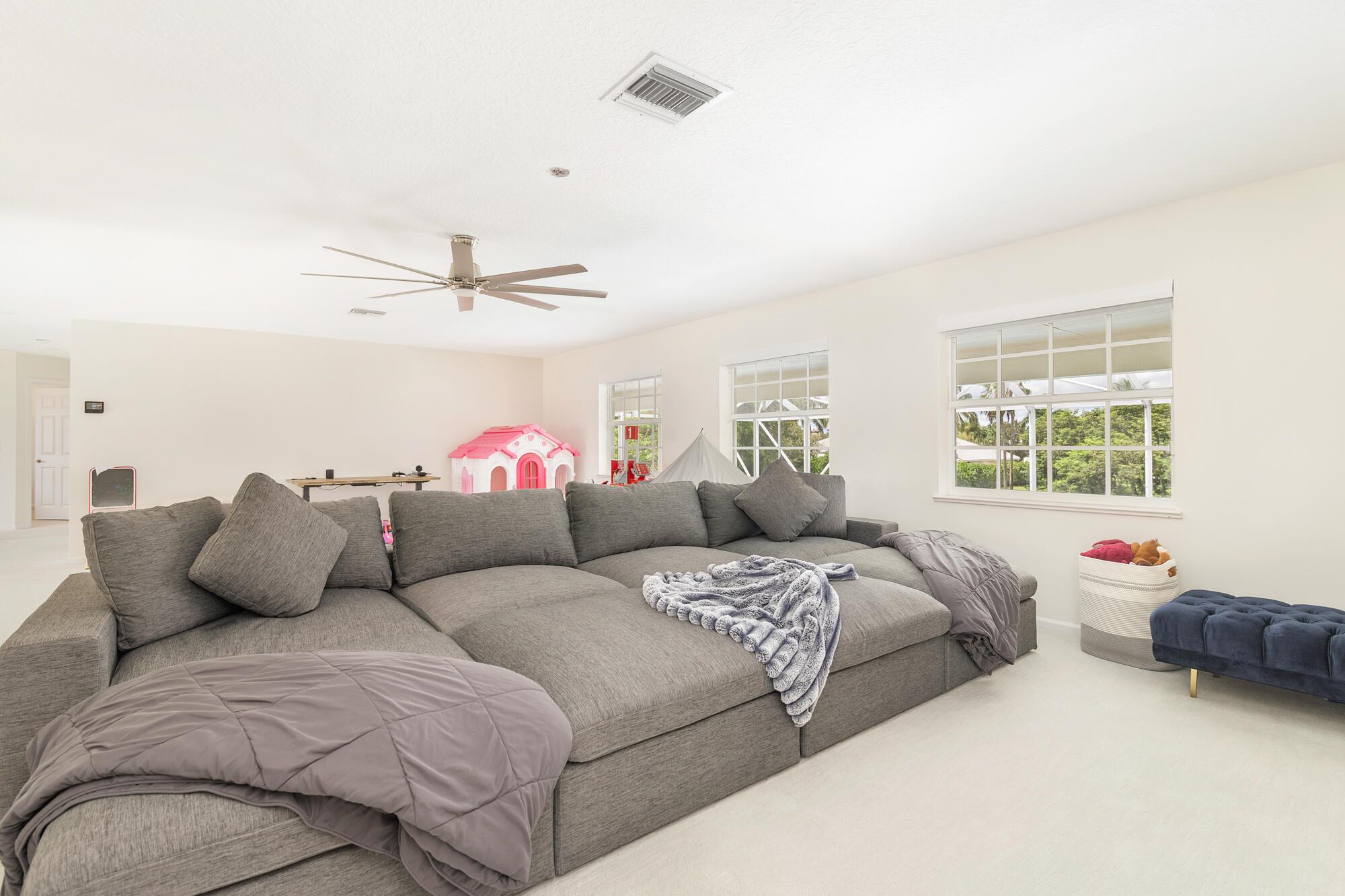 15395 Hawker Lane