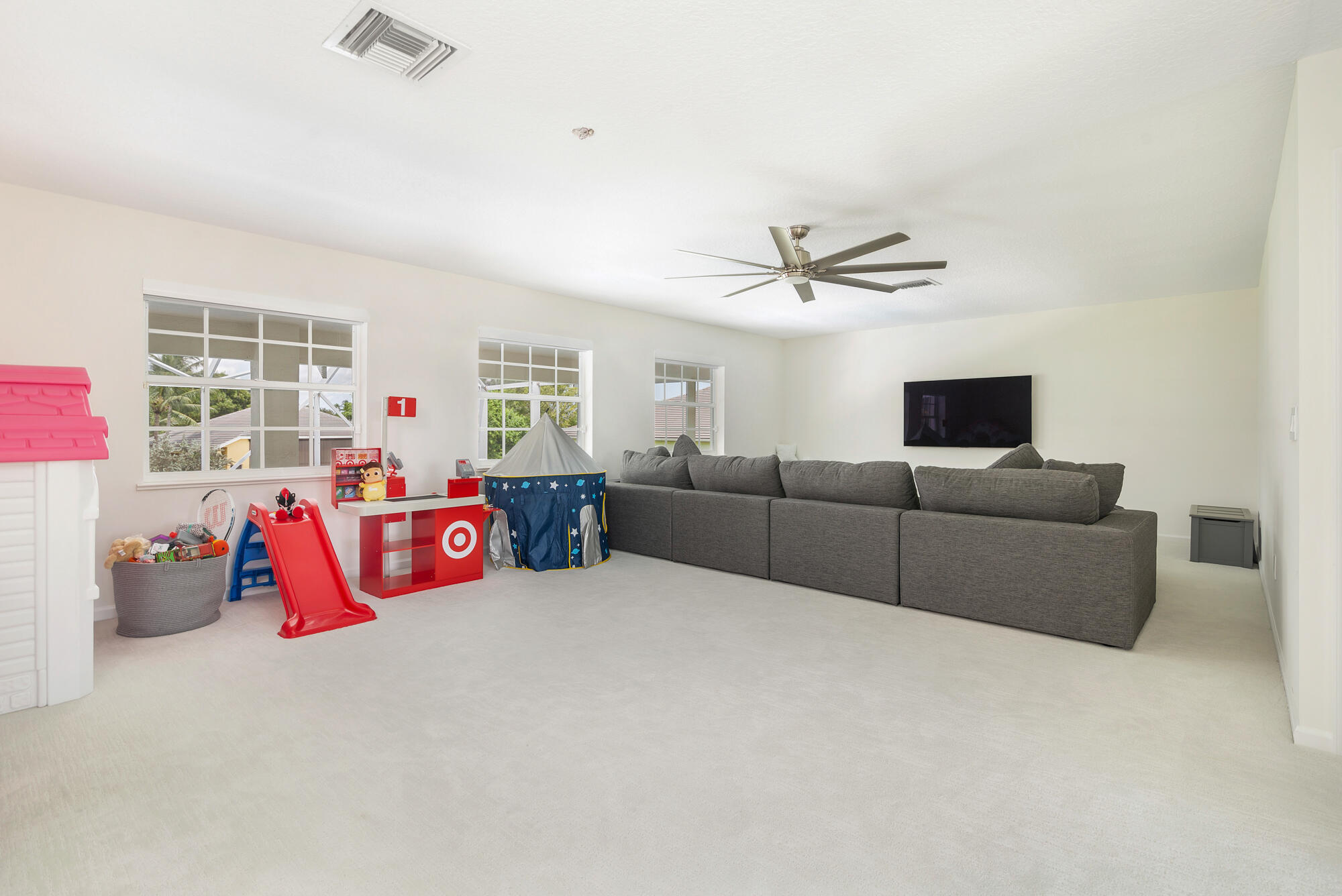15395 Hawker Lane