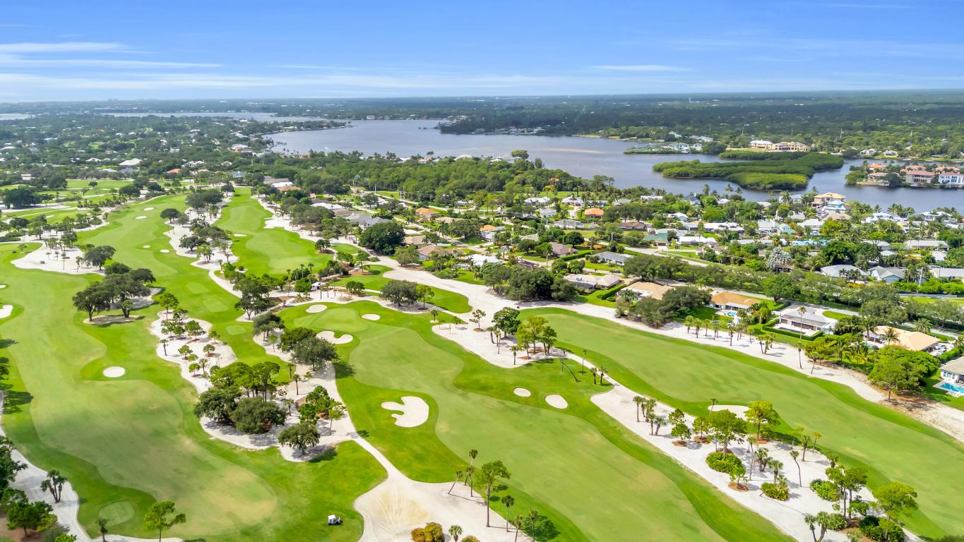 136 SE Turtle Creek Drive