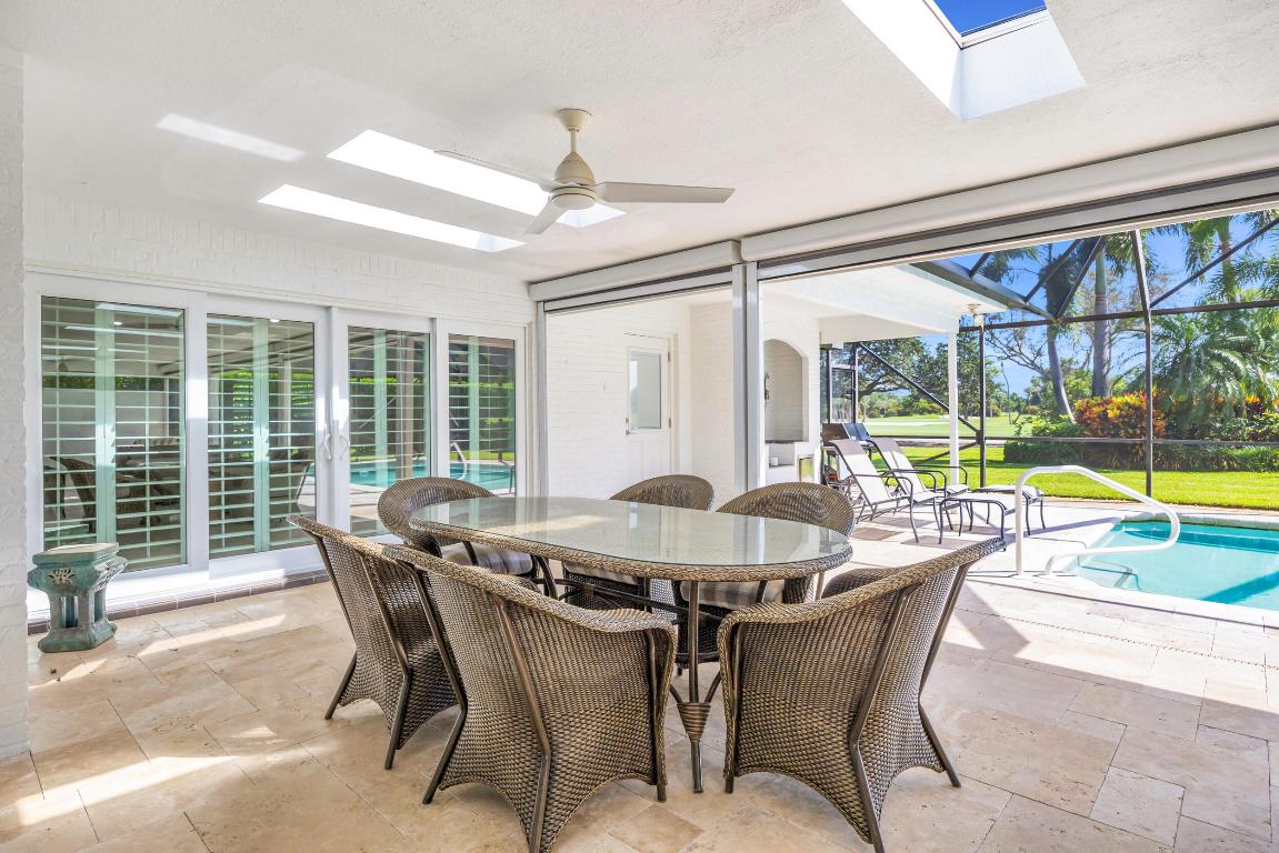 136 SE Turtle Creek Drive