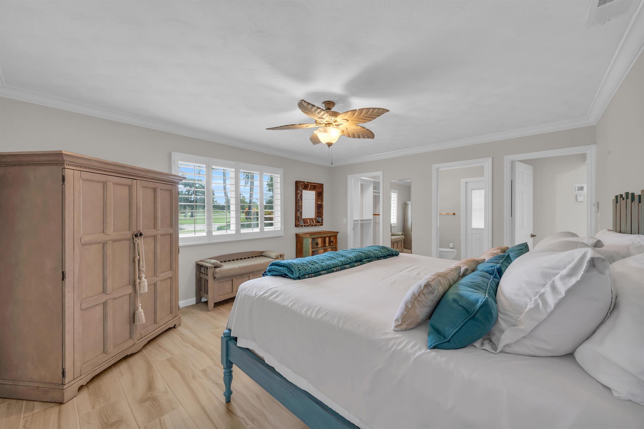 136 SE Turtle Creek Drive