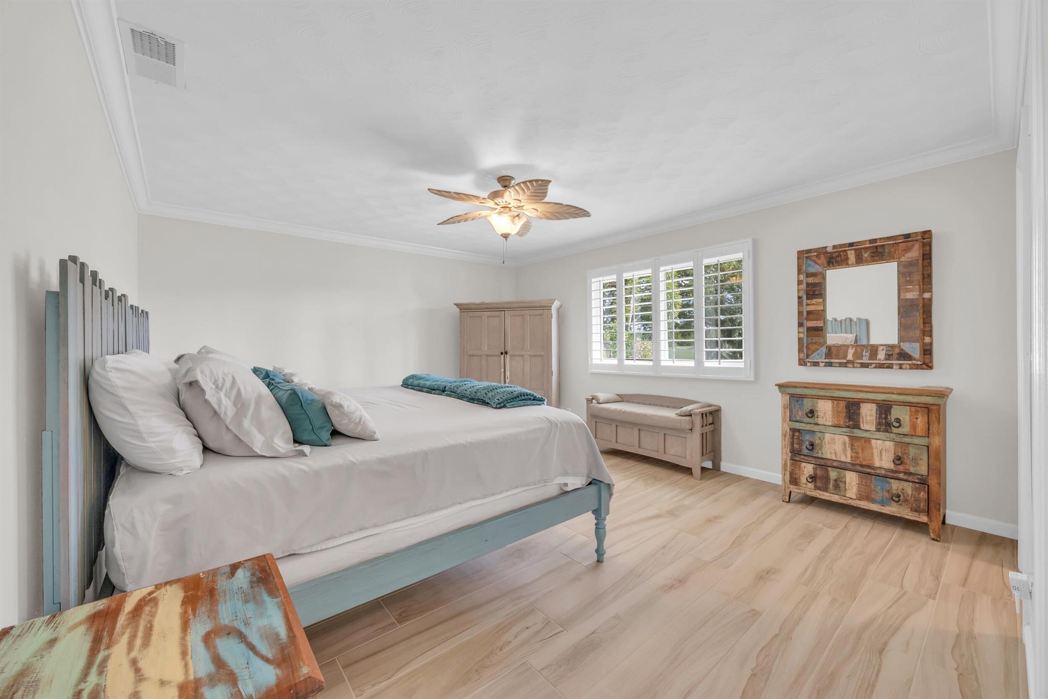 136 SE Turtle Creek Drive