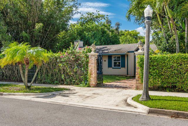 322 Valencia Road