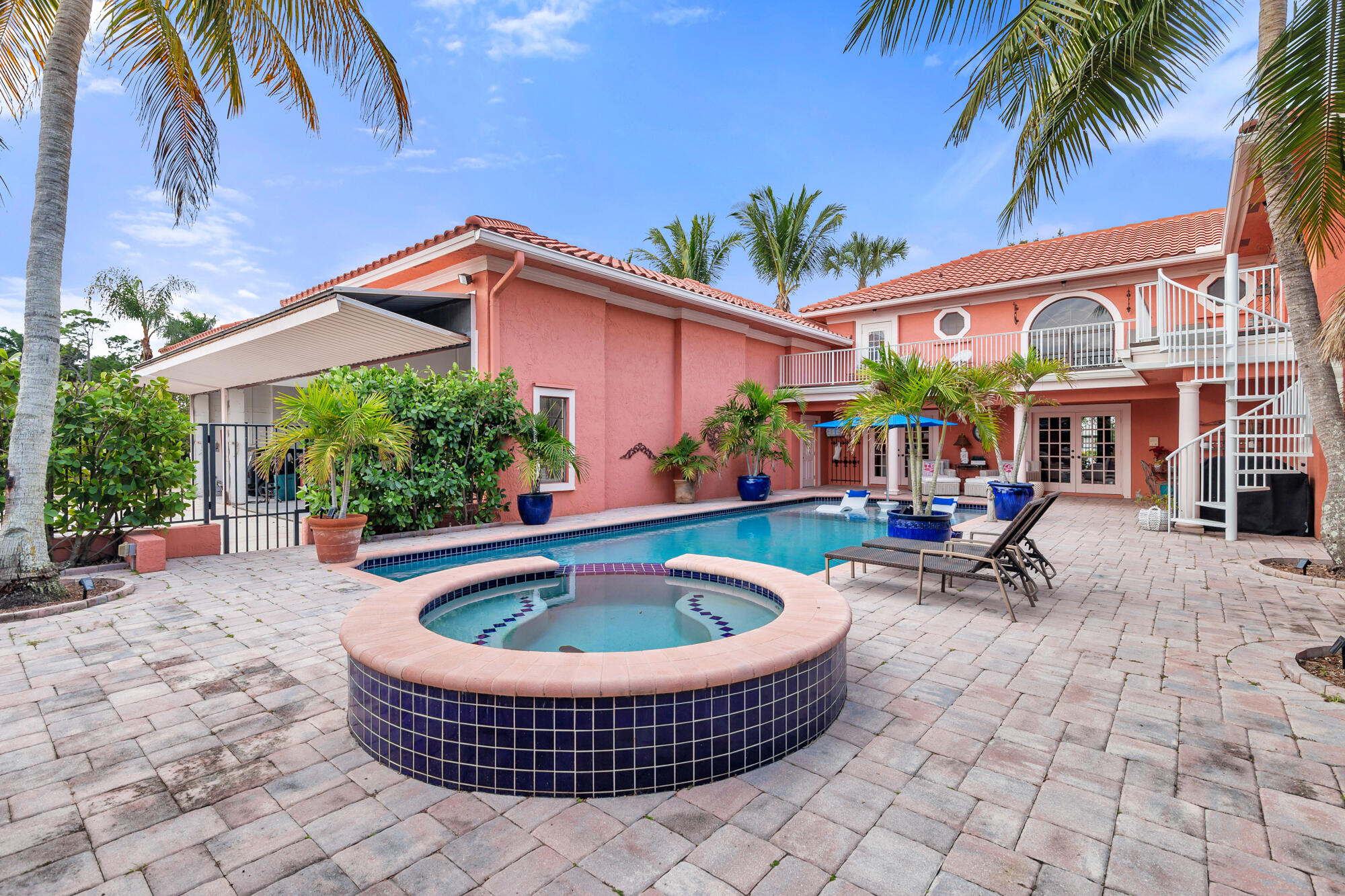 15580 Bellanca Lane