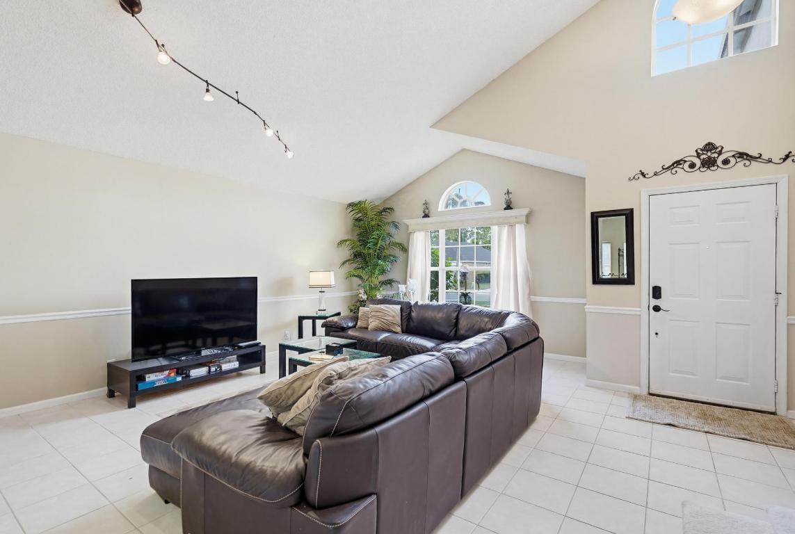 15182 Oak Chase Court