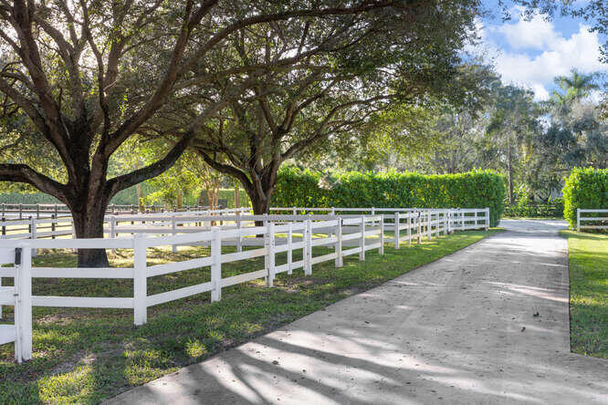 2760 Appaloosa Trail