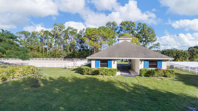 2760 Appaloosa Trail