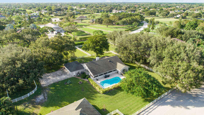 2760 Appaloosa Trail