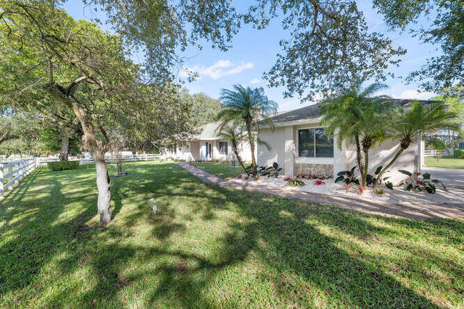 2760 Appaloosa Trail