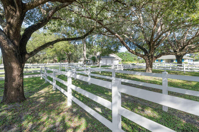 2760 Appaloosa Trail