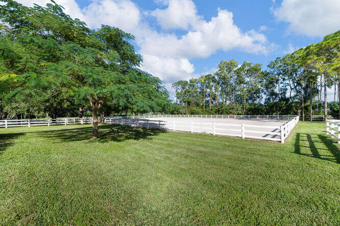 2760 Appaloosa Trail