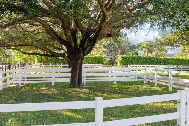 2760 Appaloosa Trail