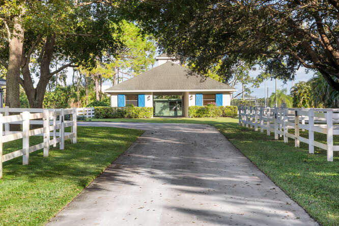 2760 Appaloosa Trail